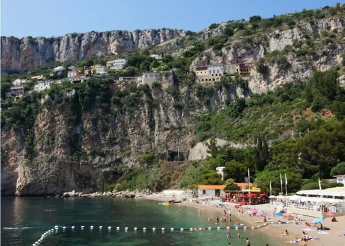 Un Mare Di Fiori Lejlighed