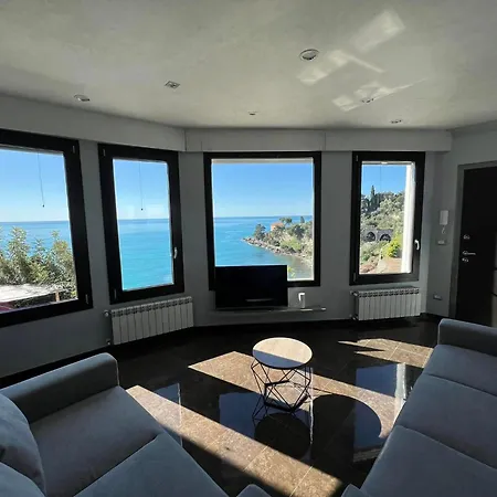 Un Mare Di Fiori Lägenhet Ventimiglia